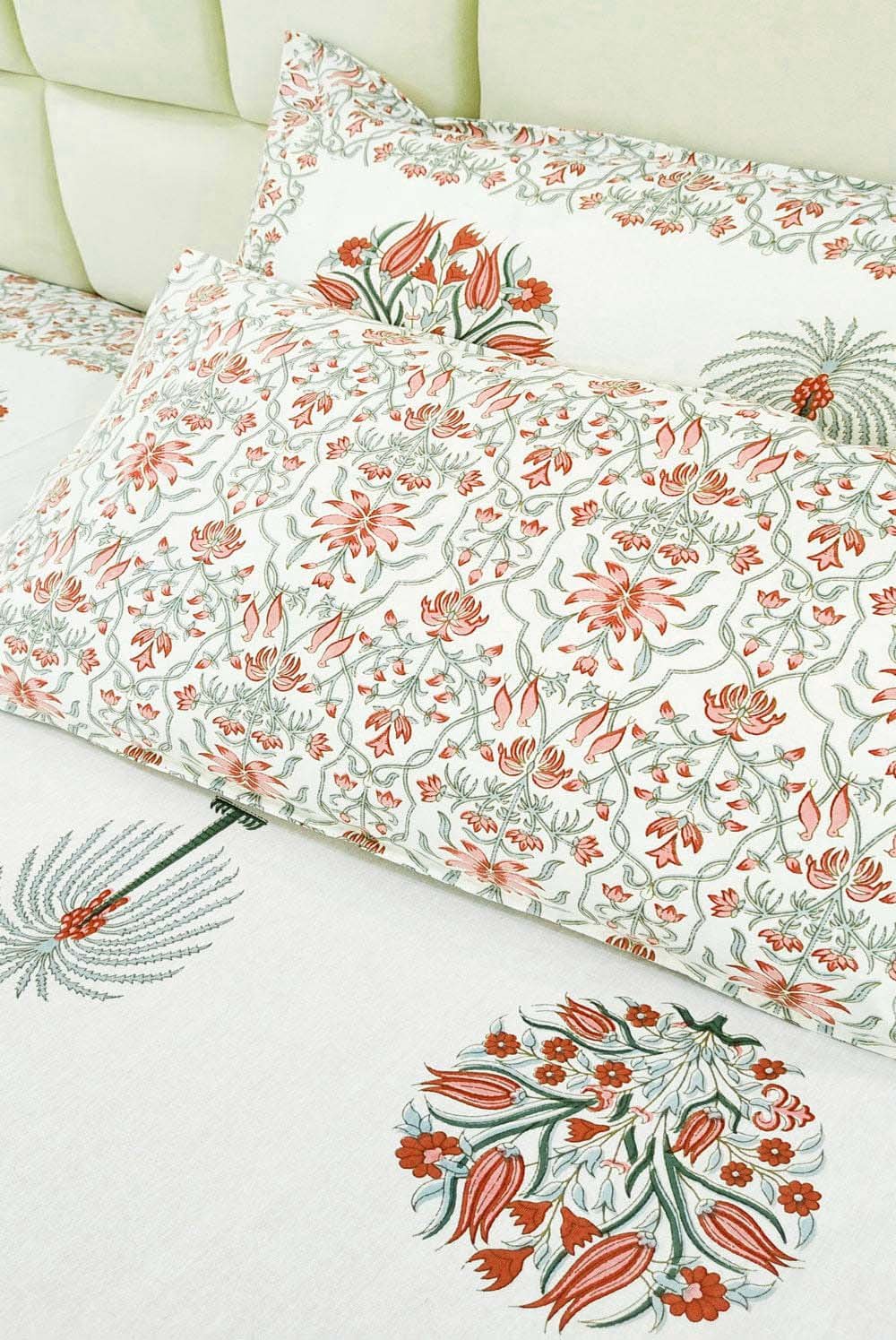 Premium White Floral Cotton Double Bedsheet Set King Size - Image 4