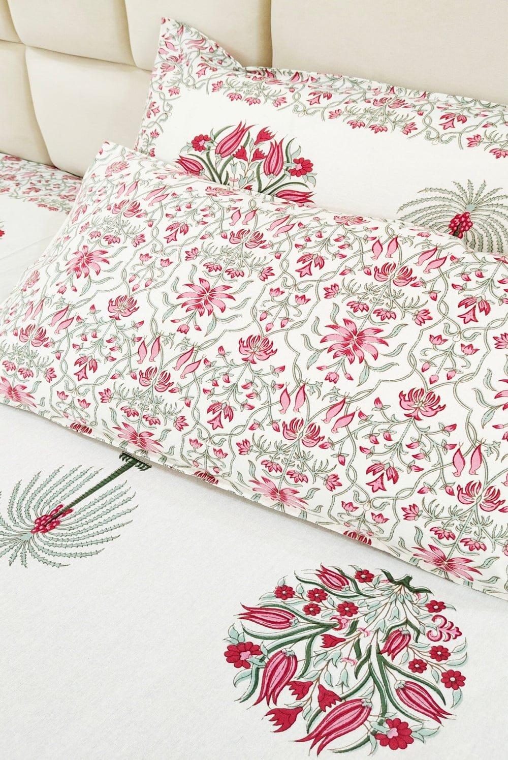 Premium White Floral Cotton Double Bedsheet Set King Size - Image 2